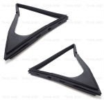 ชุด ยางสามเหลี่ยมขอบกระจก ข้างซ้าย+ขวา 2 ชิ้น สีดำ สำหรับ Datsun/Nissan 1300 521 521 ปี 1966-1972